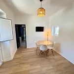 Σπίτι διακοπών Pine & Apple Sintra Beach House *